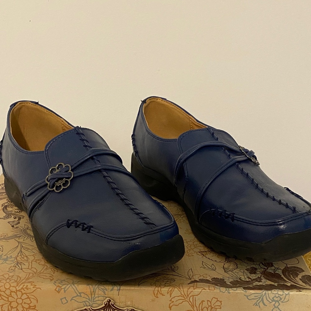 Comfortview Navy  Slip-On Loafers, minimal wear